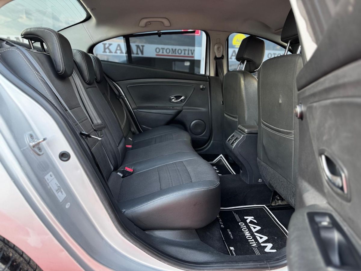 Renault FLUENCE