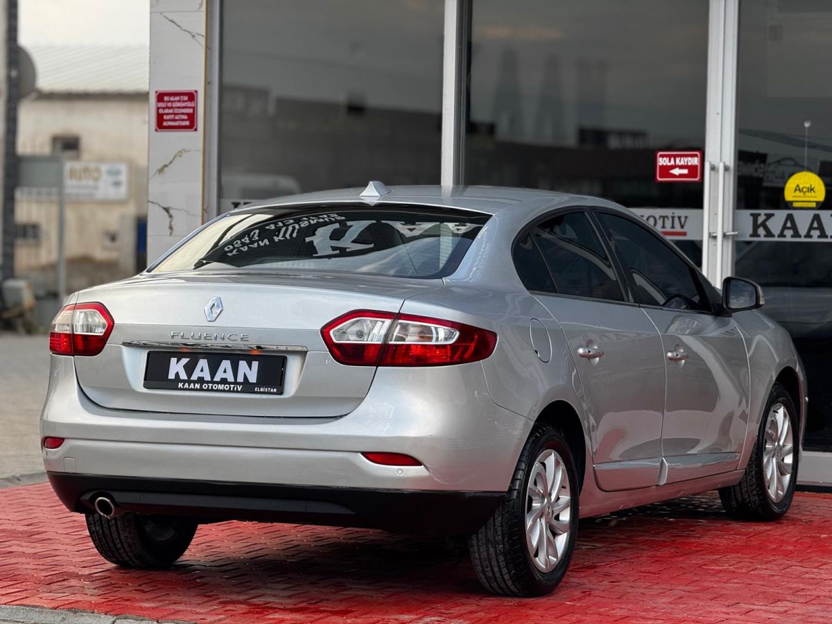 Renault FLUENCE